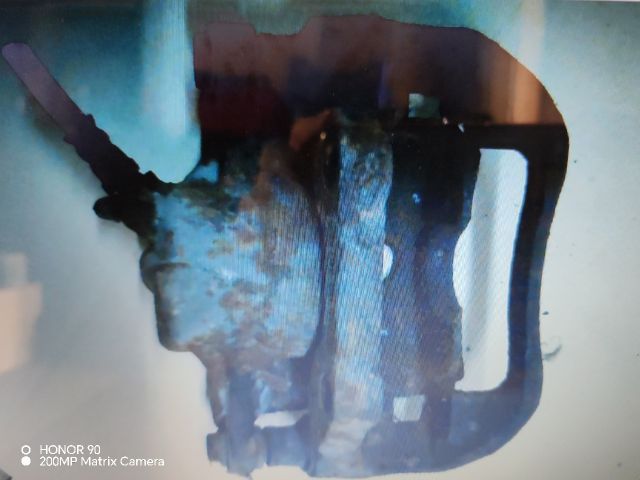 bontott RENAULT KANGOO Jobb első Féknyereg Munkahengerrel