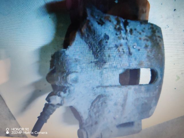 bontott RENAULT KANGOO Jobb első Féknyereg Munkahengerrel