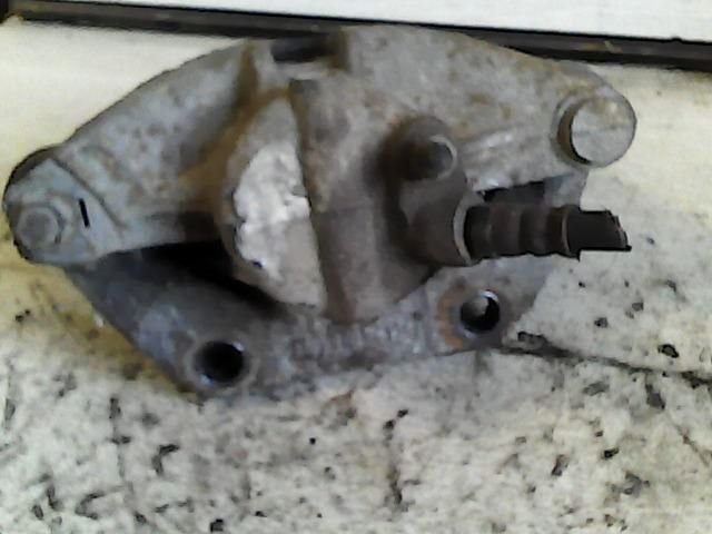 bontott RENAULT KANGOO Jobb első Féknyereg Munkahengerrel