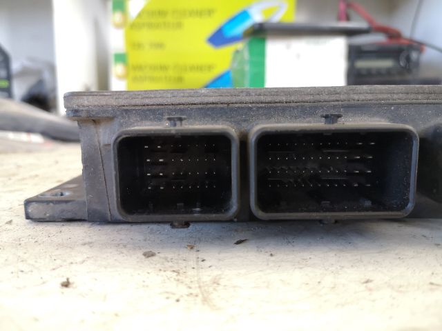 bontott RENAULT KANGOO Motorvezérlő