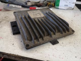 bontott RENAULT KANGOO Motorvezérlő