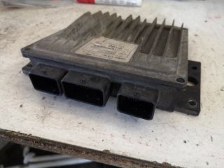 bontott RENAULT KANGOO Motorvezérlő