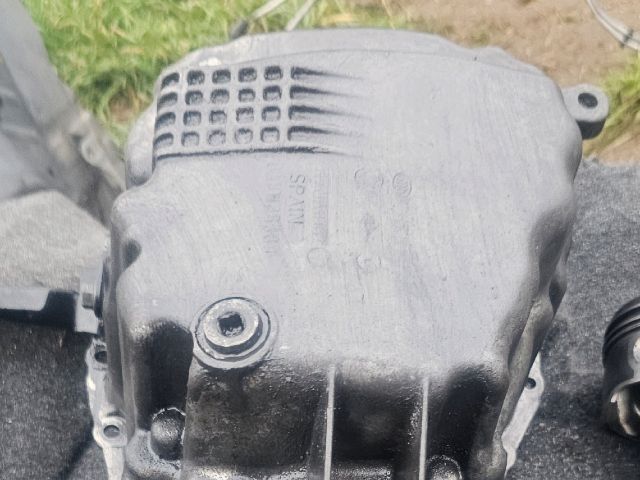 bontott RENAULT KANGOO Olajteknő