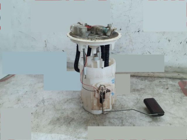 bontott RENAULT KANGOO Üzemanyag Szivattyú