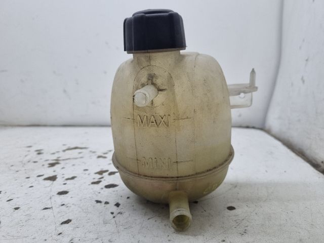 bontott RENAULT KANGOO Kiegyenlítő Tartály