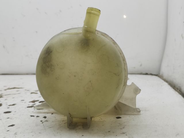 bontott RENAULT KANGOO Kiegyenlítő Tartály