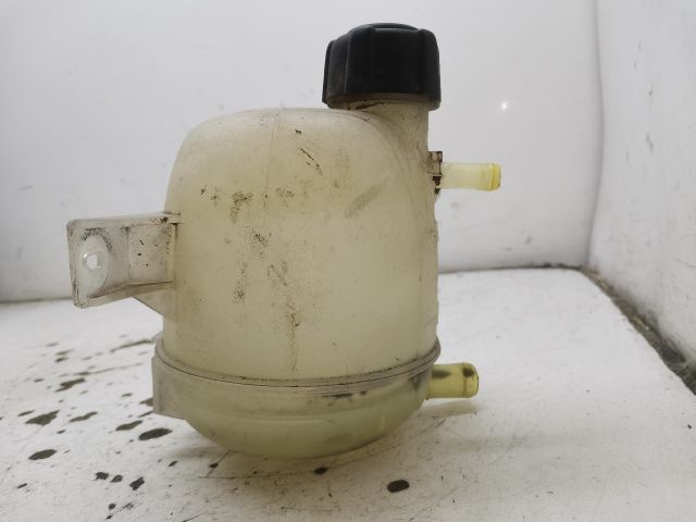 bontott RENAULT KANGOO Kiegyenlítő Tartály