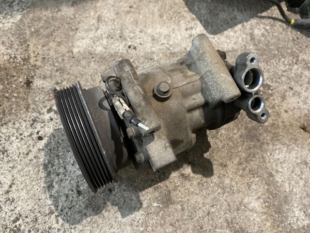 bontott RENAULT KANGOO Klímakompresszor