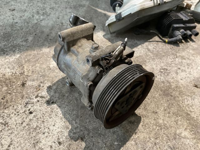 bontott RENAULT KANGOO Klímakompresszor