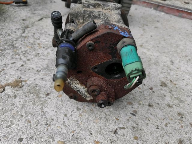 bontott RENAULT KANGOO Nagynyomású Szivattyú