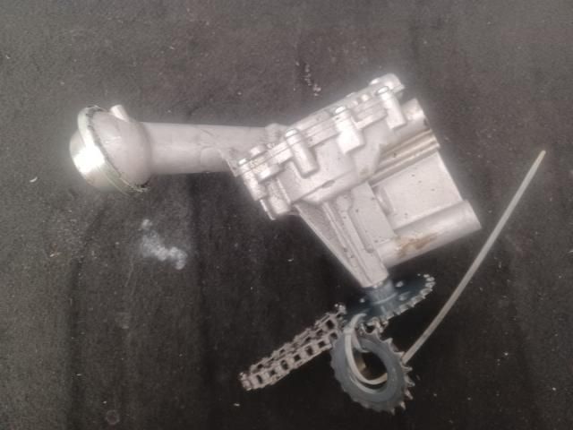 bontott RENAULT KANGOO Olajszivattyú