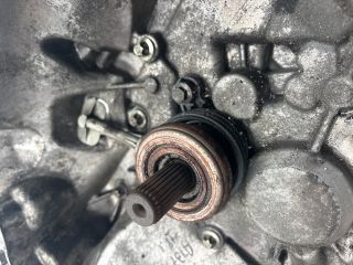 bontott RENAULT KANGOO Váltó (Mechanikus)