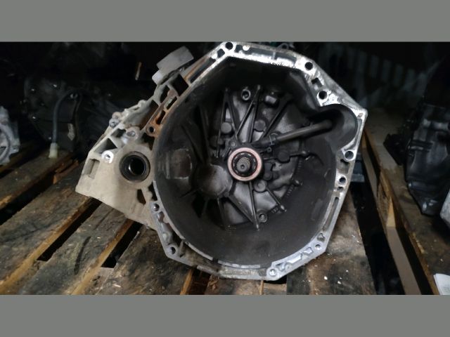 bontott RENAULT KANGOO Váltó (Mechanikus)