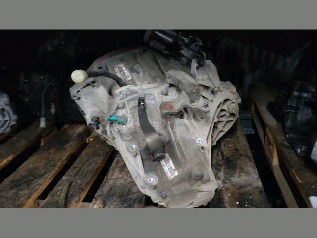 bontott RENAULT KANGOO Váltó (Mechanikus)