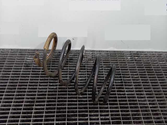 bontott RENAULT KANGOO Első Rugó