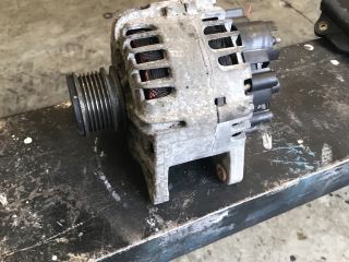 bontott RENAULT KANGOO Generátor