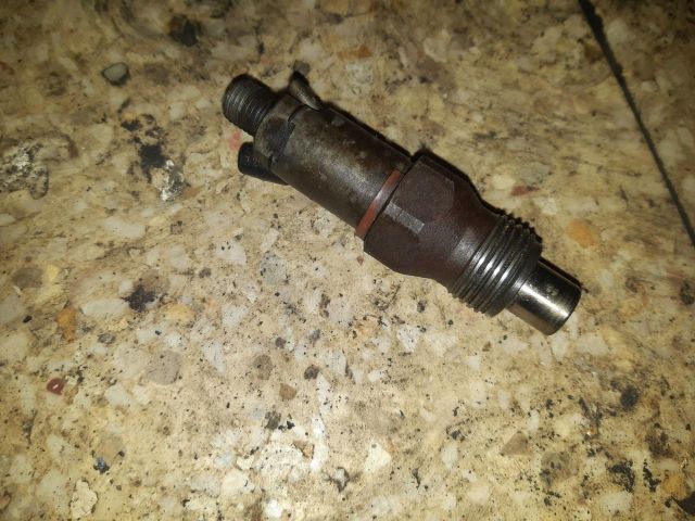 bontott RENAULT KANGOO Porlasztó (1 db)