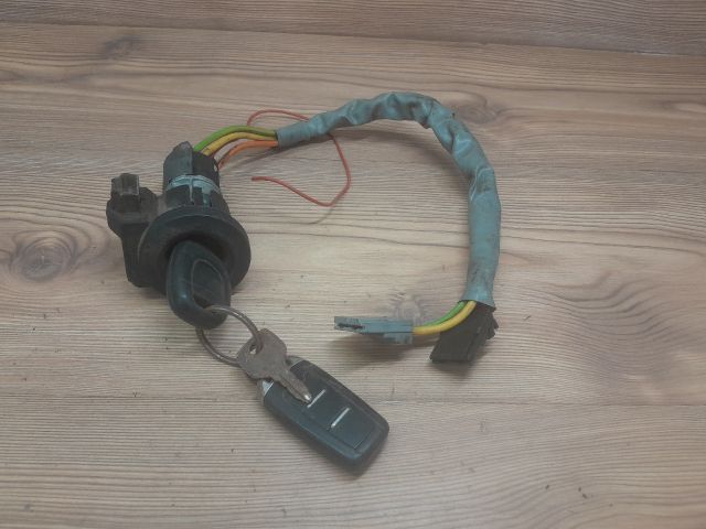 bontott RENAULT KANGOO Gyújtáskapcsoló