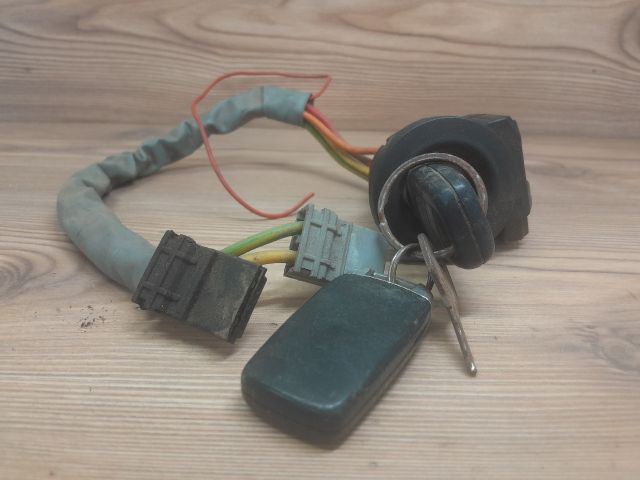 bontott RENAULT KANGOO Gyújtáskapcsoló