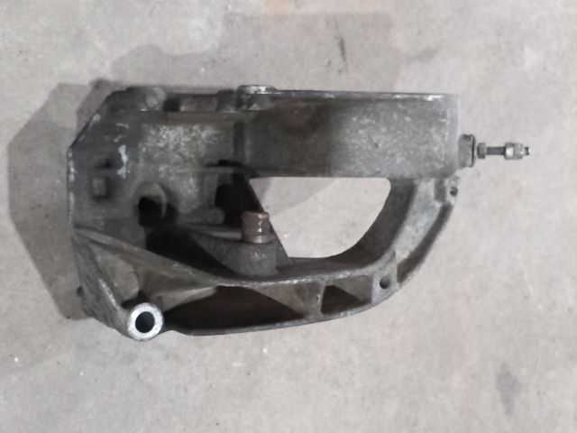 bontott RENAULT KANGOO Generátor Tartó Bak