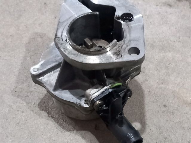 bontott RENAULT KANGOO Vákumpumpa