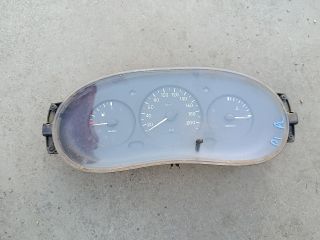 bontott RENAULT KANGOO Kilométeróra