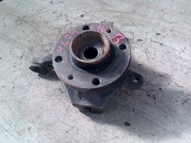 bontott RENAULT KANGOO Bal első Csonkállvány Kerékaggyal