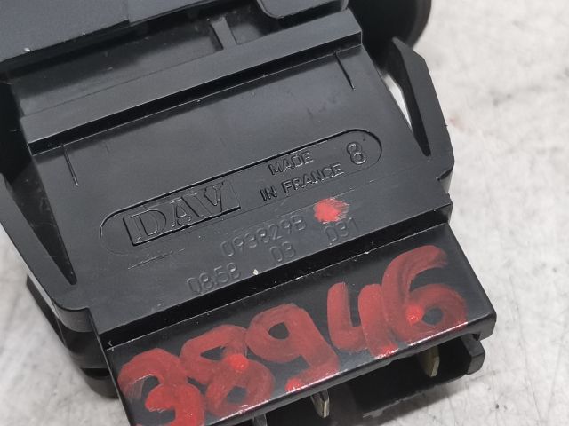 bontott RENAULT KANGOO Ablakfűtés Kapcsoló