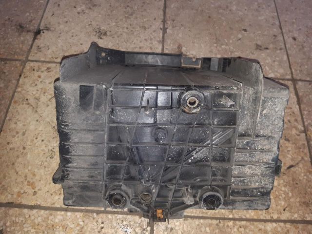 bontott RENAULT KANGOO Akkumulátor Tartó