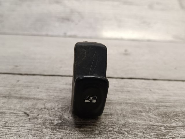 bontott RENAULT KANGOO Bal első Ablakemelő Kapcsoló