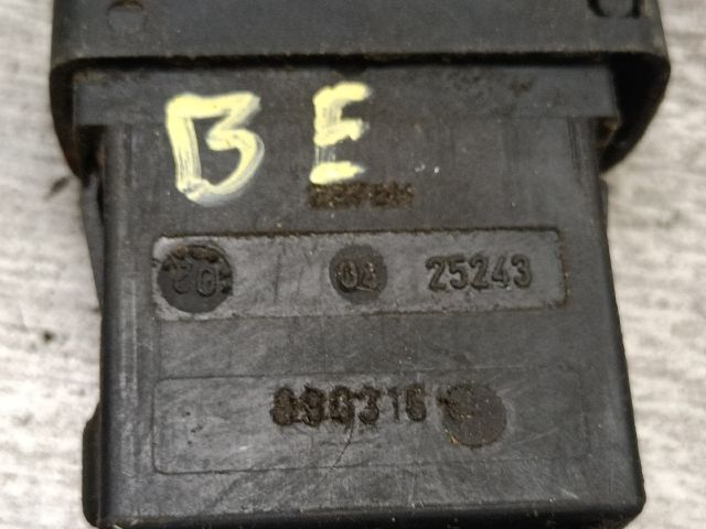 bontott RENAULT KANGOO Bal első Ablakemelő Kapcsoló