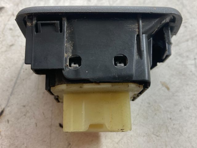 bontott RENAULT KANGOO Bal első Ablakemelő Kapcsoló