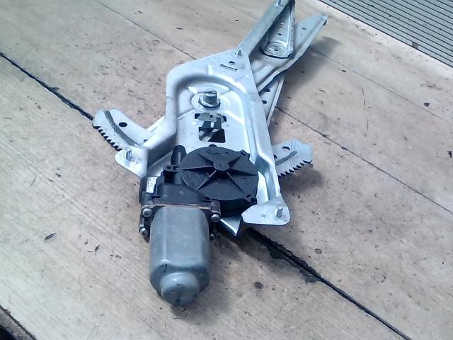 bontott RENAULT KANGOO Bal első Ablakemelő Szerkezet (Elektromos)