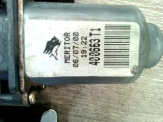 bontott RENAULT KANGOO Bal első Ablakemelő Szerkezet (Elektromos)