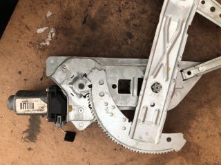 bontott RENAULT KANGOO Bal első Ablakemelő Szerkezet (Elektromos)