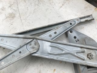 bontott RENAULT KANGOO Bal első Ablakemelő Szerkezet (Elektromos)