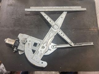 bontott RENAULT KANGOO Bal első Ablakemelő Szerkezet (Elektromos)