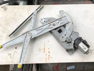 bontott RENAULT KANGOO Bal első Ablakemelő Szerkezet (Elektromos)