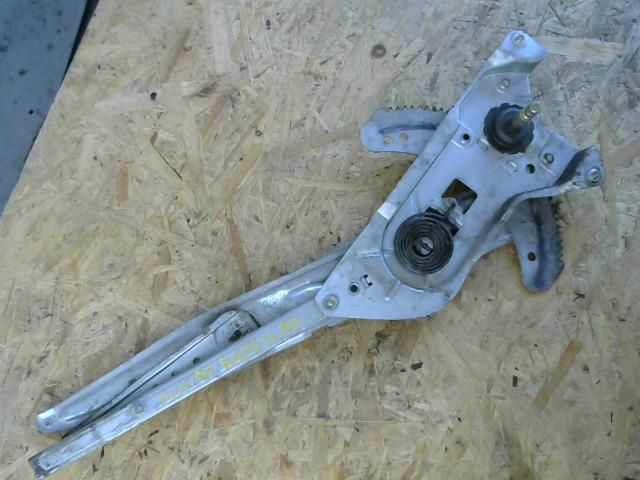 bontott RENAULT KANGOO Bal első Ablakemelő Szerkezet (Mechanikus)