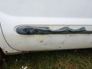 bontott RENAULT KANGOO Bal első Ajtó (Részeivel)