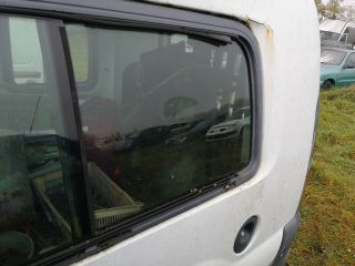 bontott RENAULT KANGOO Bal hátsó Ablak