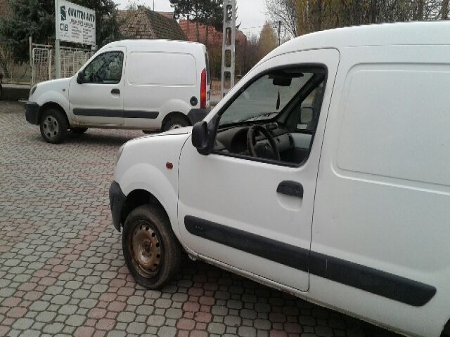 bontott RENAULT KANGOO Bal hátsó Fixüveg (Ajtóban)