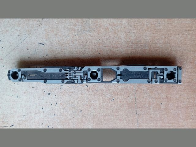 bontott RENAULT KANGOO Bal Hátsó Lámpa Foglalat