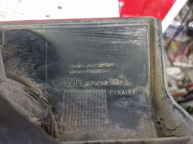 bontott RENAULT KANGOO Bal Hátsó Lámpa