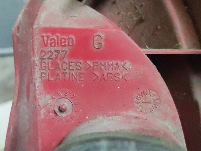 bontott RENAULT KANGOO Bal Hátsó Lámpa