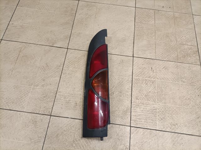 bontott RENAULT KANGOO Bal Hátsó Lámpa