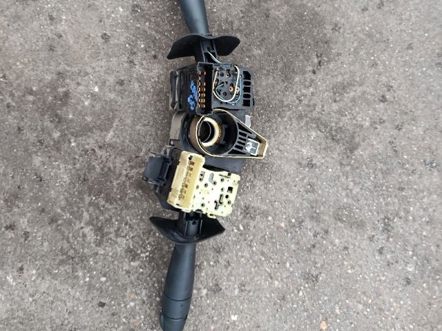 bontott RENAULT KANGOO Bal Kormánykapcsoló Irányjelző