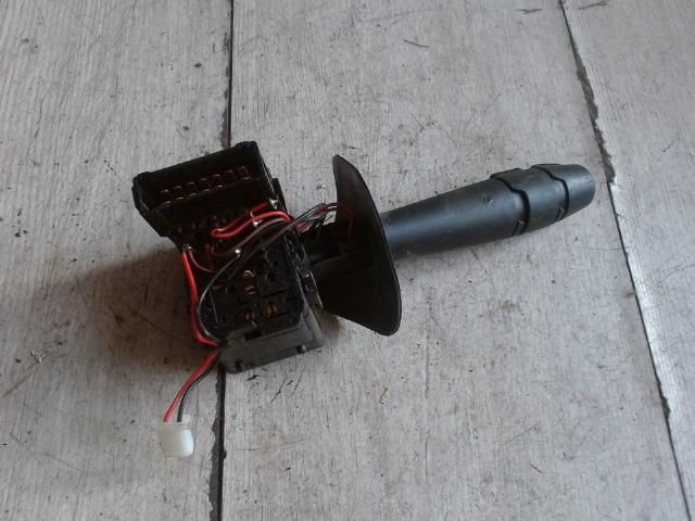 bontott RENAULT KANGOO Bal Kormánykapcsoló Irányjelző