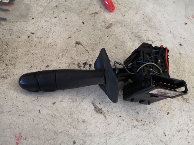 bontott RENAULT KANGOO Bal Kormánykapcsoló Irányjelző