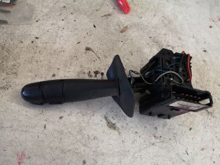 bontott RENAULT KANGOO Bal Kormánykapcsoló Irányjelző